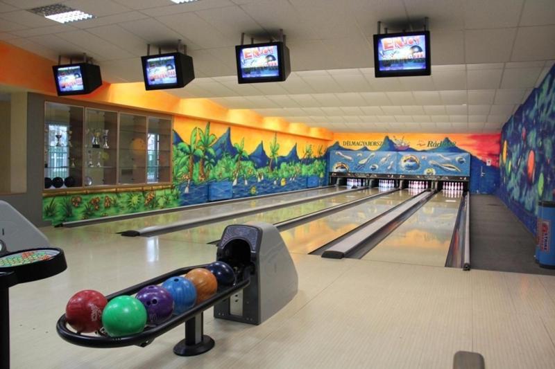 Мотель Teke Bowling Centrum Es Sport Panzio Сегед